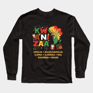 Happy Kwanzaa, Cultural Celebration. African mask and the African continent Long Sleeve T-Shirt